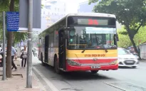 Hà Nội: Nhiều tuyến xe bus bắt đầu hoạt động trở lại