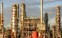 Giá dầu năm 2023 còn leo thang do nhu cầu gia tăng mạnh