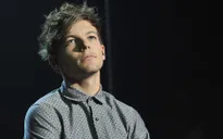 Cựu thành viên One Direction mạnh mẽ hơn sau cái chết của mẹ và em gái