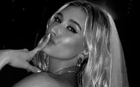 Sau 1 năm kết hôn, vợ Justin Bieber tổ chức... tiệc độc thân