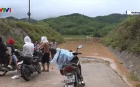 Mưa lũ chia cắt nhiều địa phương tại Quảng Trị