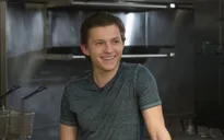 Tom Holland: Nổi tiếng đúng lúc, riêng tư khi cần
