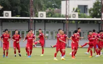 Chốt danh sách 23 cầu thủ ĐT Việt Nam gặp ĐT Thái Lan: Người chia tay đội là...