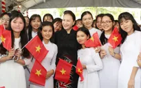 Chủ tịch Quốc hội dự khai giảng tại Đồng Tháp