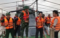 Cứu hộ an toàn 5/7 thuyền viên trong vụ chìm tàu ở Quảng Bình
