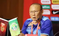 Chia tay U22 Việt Nam, HLV Park Hang Seo và trợ lý lên đường đi "do thám"