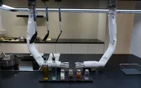 Ra mắt robot phụ bếp Bot Chef