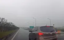 Ô tô đột ngột dừng trên cao tốc, suýt gây tai nạn