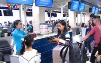 Hành khách có thể tự làm thủ tục hành lý tại quầy ở sân bay