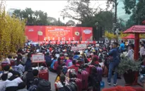 TP.HCM tiễn sinh viên có hoàn cảnh khó khăn về quê đón Tết