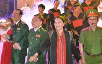 Chủ tịch Quốc hội dự chương trình “Xuân biên phòng ấm lòng dân bản”