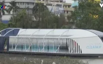 Thu gom rác bằng phà sử dụng năng lượng Mặt trời