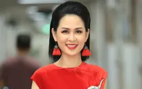 BTV Thúy Hằng đẹp xuất sắc đón Tết cùng VTV