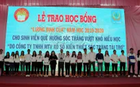 Sóc Trăng: Trao 230 suất học bổng đến sinh viên nghèo nhân dịp Tết