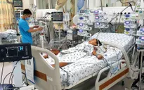 Xuyên Tết cứu bệnh nhi 9 tuổi mắc viêm cơ tim tối cấp