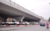 Hà Nội đề nghị được tiếp tục giữ xe dưới gầm cầu
