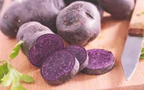 Bất ngờ với công dụng phòng ung thư, giảm huyết áp của khoai tây tím