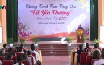 Phó Chủ tịch Thường trực Quốc hội Tòng Thị Phóng thăm, tặng quà Tết tại Nghệ An