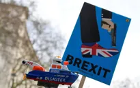 Ngành tài chính Anh nộp thuế kỷ lục vì Brexit
