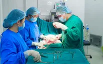 Cấp cứu sản phụ sa dây rốn, thai suy