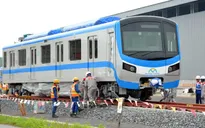 Lắp ráp tàu Metro số 1 trên đường ray depot Long Bình, chờ ngày chạy thử