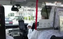 Nhật Bản cho phép các hãng taxi giao đồ ăn mùa dịch