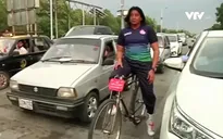 Đi xuyên Pakistan trên xe đạp không phanh
