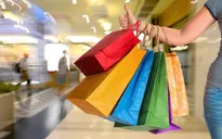 Từ 15/10, bán hàng xách tay có thể bị phạt đến hàng trăm triệu đồng