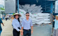 Công Vinh gọi Thủy Tiên là "cô vợ trời hành"