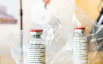 EU trả hơn 1 tỷ euro để mua thuốc kháng virus Remdesivir