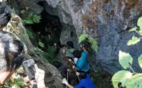 Đi tìm đá quý, nam thanh niên rơi xuống hang sâu 147m