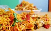 Câu chuyện tiêu dùng: Ống hút đũa hay khô gà lá chanh?
