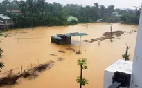 Mưa lũ phức tạp, Đà Nẵng, Thừa Thiên - Huế cho học sinh nghỉ học