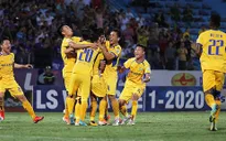 Kết quả Sông Lam Nghệ An 1–0 CLB Hải Phòng: Peter lập công phút bù giờ, SLNA trụ hạng thành công!