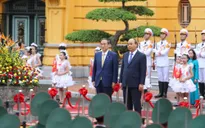 Thủ tướng Nguyễn Xuân Phúc chủ trì Lễ đón Thủ tướng Nhật Bản