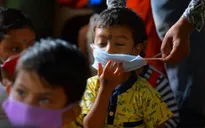 Nghiên cứu tại Ấn Độ: Trẻ em là nguồn "siêu lây nhiễm" COVID-19?