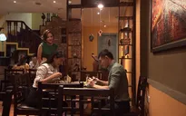Lửa ấm - Tập 17: Thấy Minh tình cảm với vợ, Ngọc ngứa mắt chạy đến chọc tức Thủy