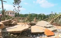 Trôi hết tài sản, hàng nghìn hộ dân Quảng Bình trắng tay sau mưa lũ