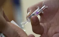 Lo ngại các ca tử vong tại Hàn Quốc, Singapore tạm ngưng 2 vaccine cúm