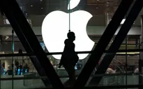 iPhone ế ẩm, Apple bị "thổi bay" 100 tỷ USD