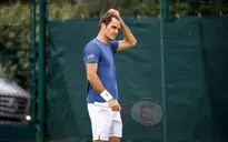 Roger Federer bắt đầu trở lại tập luyện trên mặt sân cứng