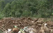 Sạt lở nghiêm trọng, các xã khu Tây huyện Trà Bồng bị cô lập hoàn toàn