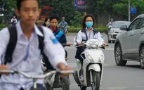 Học sinh đi xe máy, vi phạm giao thông nhiều, lỗi tại người lớn!