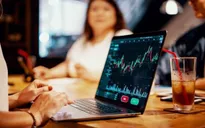 Giới trẻ Ấn Độ đổ xô chơi chứng khoán thời COVID-19