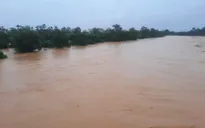 Mưa lũ nhấn chìm nhiều khu vực tại Quảng Trị