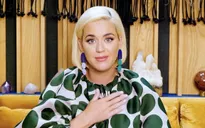 Katy Perry khoe vóc dáng hậu sinh con