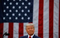 Tổng thống Donald Trump lần đầu đề cập việc ông Joe Biden thắng cử