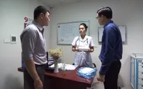 Lửa ấm - Tập 35: Minh sững người thì thấy Thủy có đồng nghiệp nam để ý