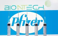 Vaccine COVID-19 của Pfizer sẽ được lưu hành sau vài ngày tới?