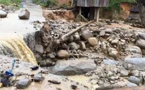 Sạt lở đe dọa nhiều hộ dân Quảng Ngãi